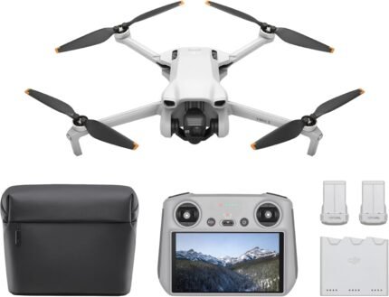 DJI Mini 3 Fly More Combo (DJI RC) – Ultraleichte, Faltbare Mini Drohne mit Kamera 4K HDR, Bis zu 114 Min Flugzeit (3 Akkus), Vertikalaufnahmen, 3-Achsen-Gimbal, 10 km HD-Übertragung, C0